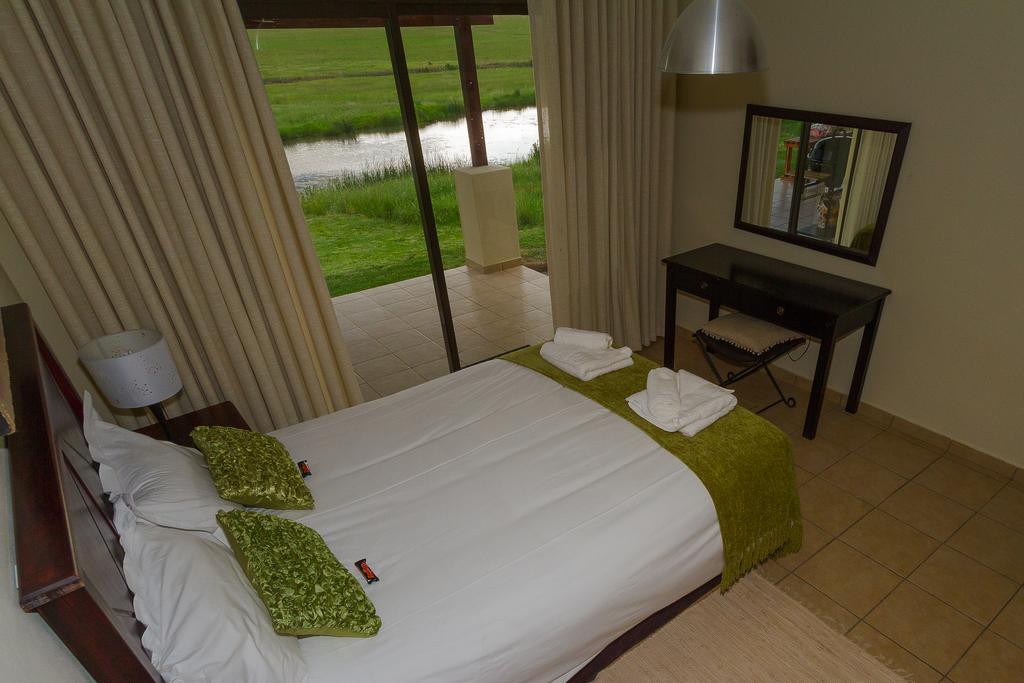 Forellenhof Guest Farm Wakkerstroom Eksteriør billede